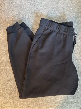 Lululemon On The Fly Jogger